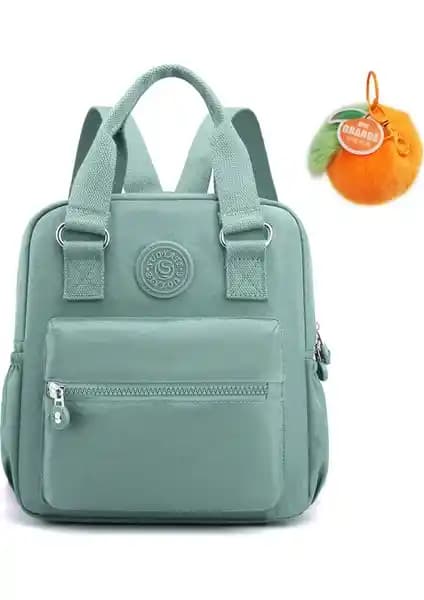 Kadın Günlük Yeşil Sırt Çantası: Şık ve Dayanıklı Tasarım ile Pratik Kullanım