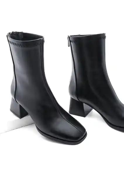 Marjin Kadın Topuklu Bot Modern Tasarımı ve Rahat Kullanımıyla Öne Çıkar