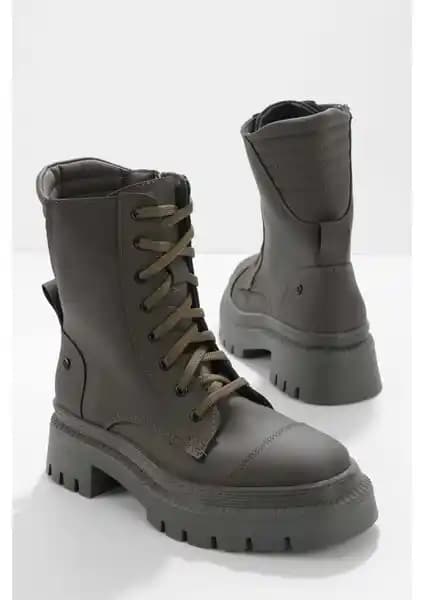 Bambi Kadın Bot ve Bootie Modellerinin Karşılaştırması: Tasarım, Konfor ve Kullanım Alanları