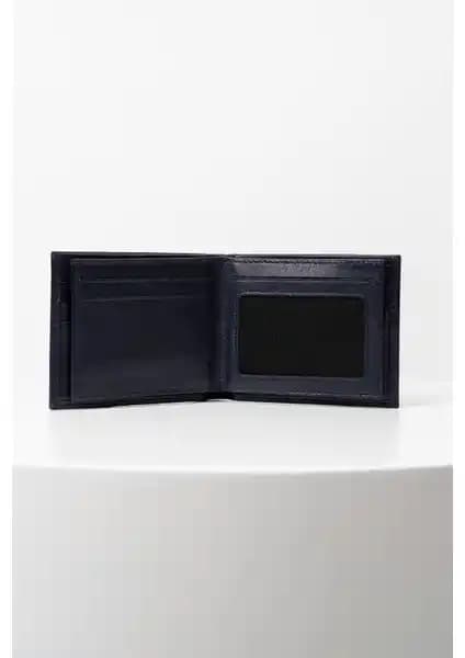 Erkek Deri Cüzdanları Karşılaştırması: Güvenlik ve Şıklık İçin En İyi Seçenekler