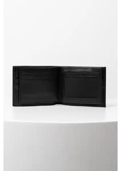 Erkekler İçin Hakiki Deri ve RFID Engelleyici Cüzdan Karşılaştırması