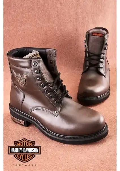 Harley Davidson Gibson Grey Deri Bot ile Wrangler Nubuk Casual Bot Karşılaştırması