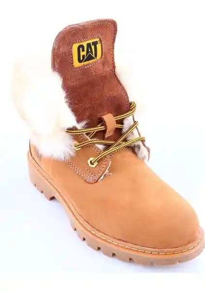 Kadın Botları Karşılaştırması: Cat Utah Fur Nubuk ve Cat Erpillar Colorado Modelleri