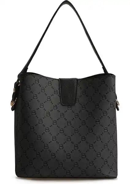 Kadın El ve Omuz Çantası Karşılaştırması: Lucky Bees ve Sanmorris Modelleri Analizi