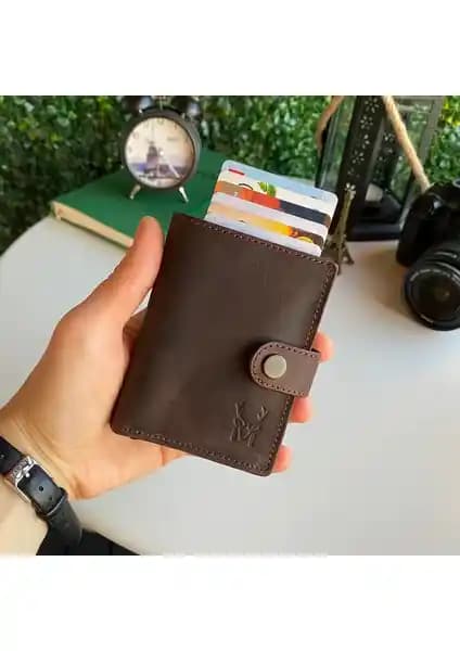 Modica Orlando ve Trusador Valencia Hakiki Deri Cüzdanlar Karşılaştırması