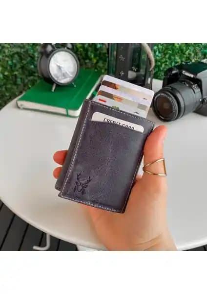 Modica Pescol ve Trusador Verona Hakiki Deri RFID Kartlık Karşılaştırması