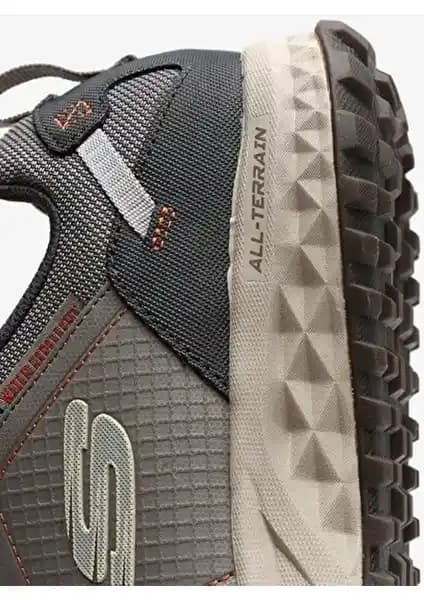 Skechers 51591/Tncc Escape Plan ve Skechers Track 232758Tk Karşılaştırması: Hangi Model Sizin İçin Uygun