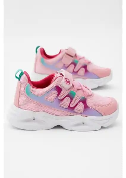 Tonny Black Çocuk Ayakkabıları Karşılaştırması: Işıklı ve Rahat Modeller Analizi