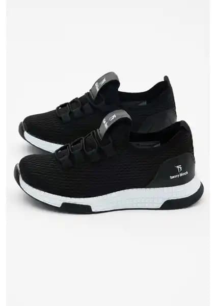 Tonny Black Çocuk Spor Ayakkabıları Karşılaştırması Siyah Beyaz ve Siyah Turuncu Modelleri