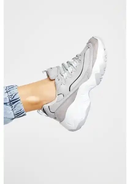 Tonny Black Kadın Spor Ayakkabıları TB7040 ve TB248 Karşılaştırması