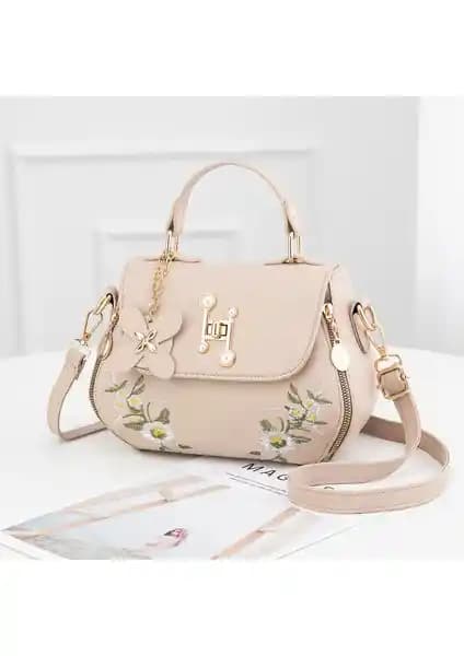 Beautifyy Yeni Moda Kova Çantası: Şıklık ve Fonksiyonelliğin Mükemmel Buluşması