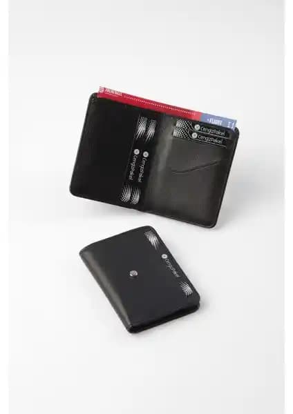 Cengiz Pakel Erkek Portföyü: Hakiki Deri Minimalist Tasarım ve İşlevsellik