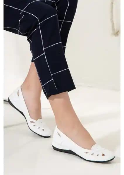 Dilimler Ayakkabı Kafes Model Beyaz Büyük Numara Kadın Günlük Şık ve Konforlu Ayakkabı