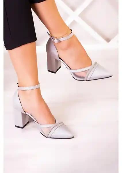 Erkan Saçmacı Molly Gü<müş> Saten Taşlı Fileli Kalın Topuklu Ayakkabı Özellikleri ve Kullanım İpuçları