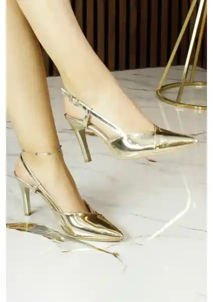 Erkan Saçmacı Sacha Altın Ayna Arkası Açık Bantlı İnce Topuklu Stiletto Ayakkabı Özellikleri ve Kullanıcı Yorumları