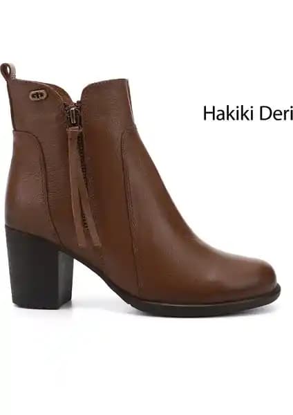 Hakiki deri kadın botu şık tasarım ve konforu bir arada sunar