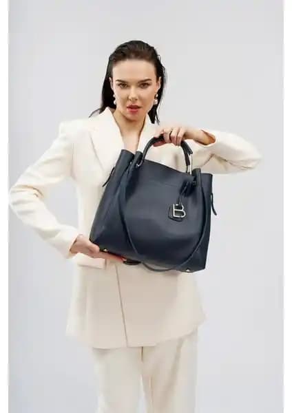 Lucky Bees İç Cüzdanlı Kadın El ve Omuz Çantası Günlük Kullanım İçin Şık ve Fonksiyonel Tasarım