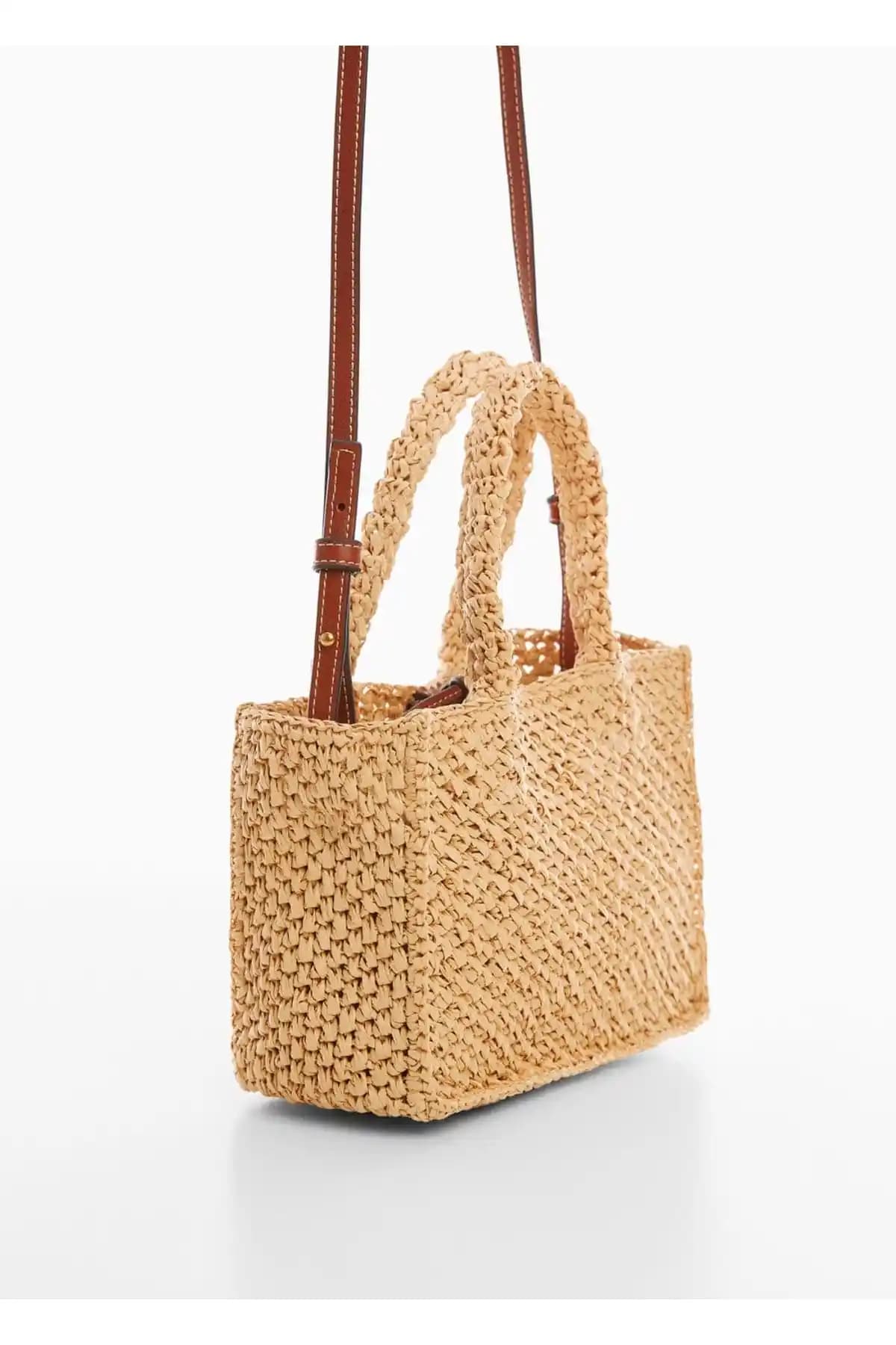 Mango Rafya Görünümlü Omuz Çantası Günlük Kullanım İçin Şık ve Hafif Tasarım