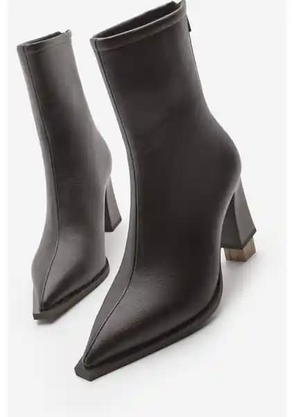 Marjin Kadın Topuklu Bot: Şık ve Konforlu Tasarım ile Günlük Kullanım İçin Uygun