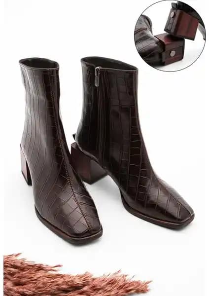 Marjin Sayen Kadın Topuklu Bot ve Bootie Modelleri Şıklık ve Konfor Sunar