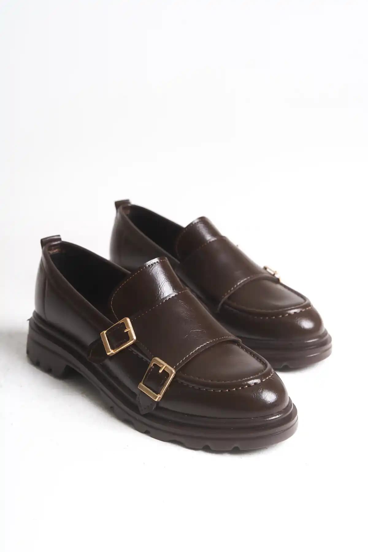 Meyra Kadın Loafer Makosen Ayakkabıları: Şıklık ve Konforun Modern Buluşması