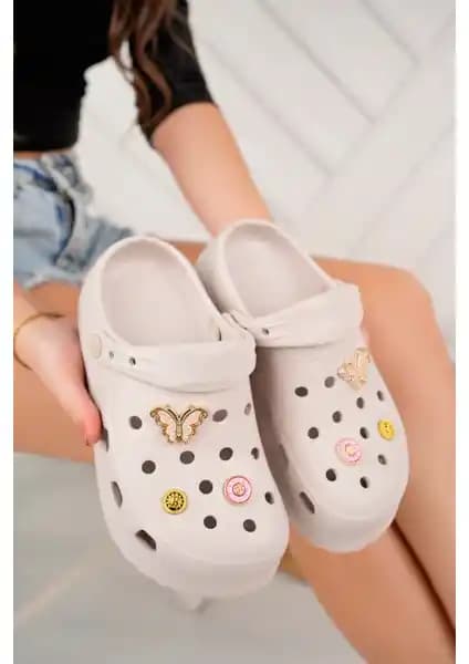 RoseVeno Masaj Tabanlı Yüksek Ölçekli Hastane Terliği: Konfor ve İşlevselliğin Buluşması