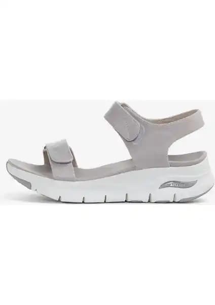 Skechers ARCH FİT - TOURİSTY Kadın Bej Sandalet Konfor ve Şıklık Sunan Modern Tasarım