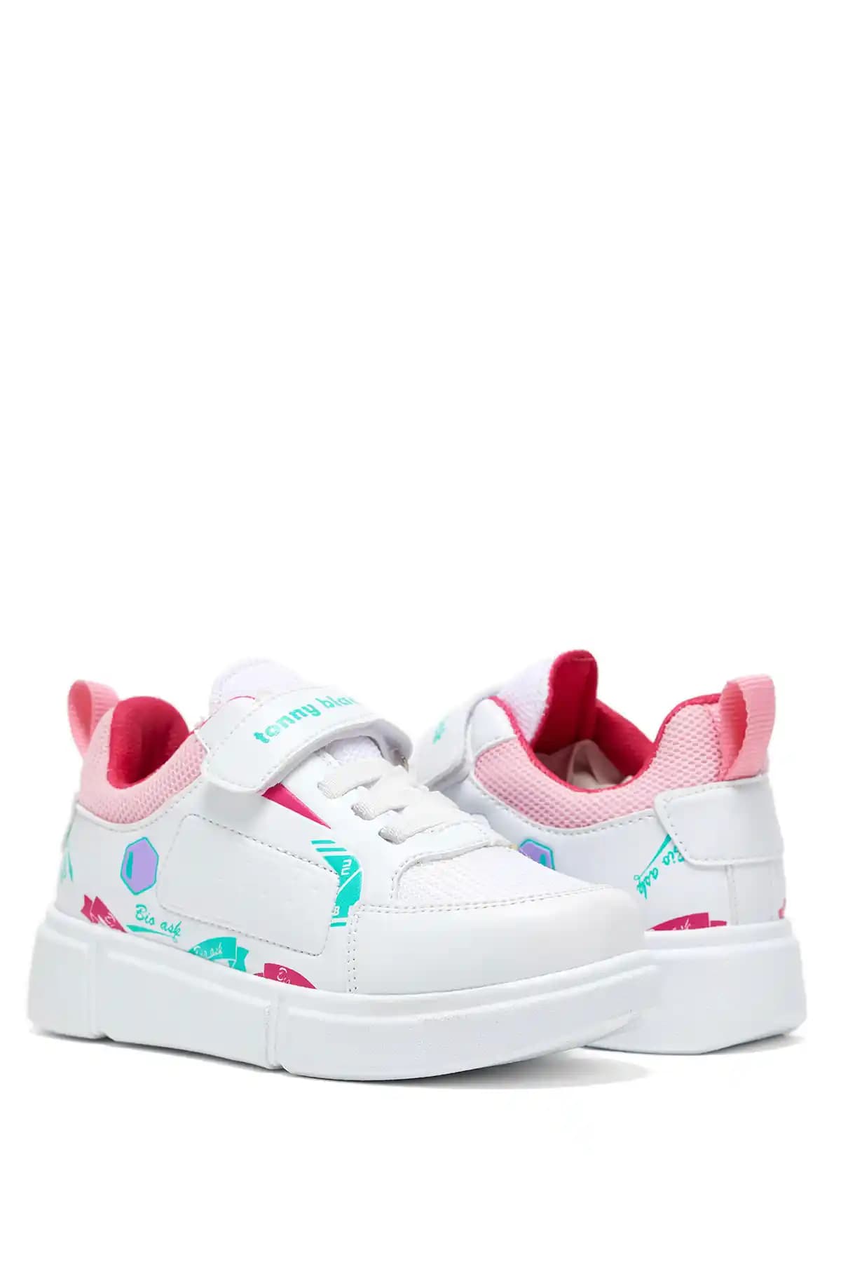 Tonny Black Çocuk Unisex Beyaz Rahat Kalıp Cırtlı Ayakkabı Detaylı İnceleme ve Kullanıcı Yorumları