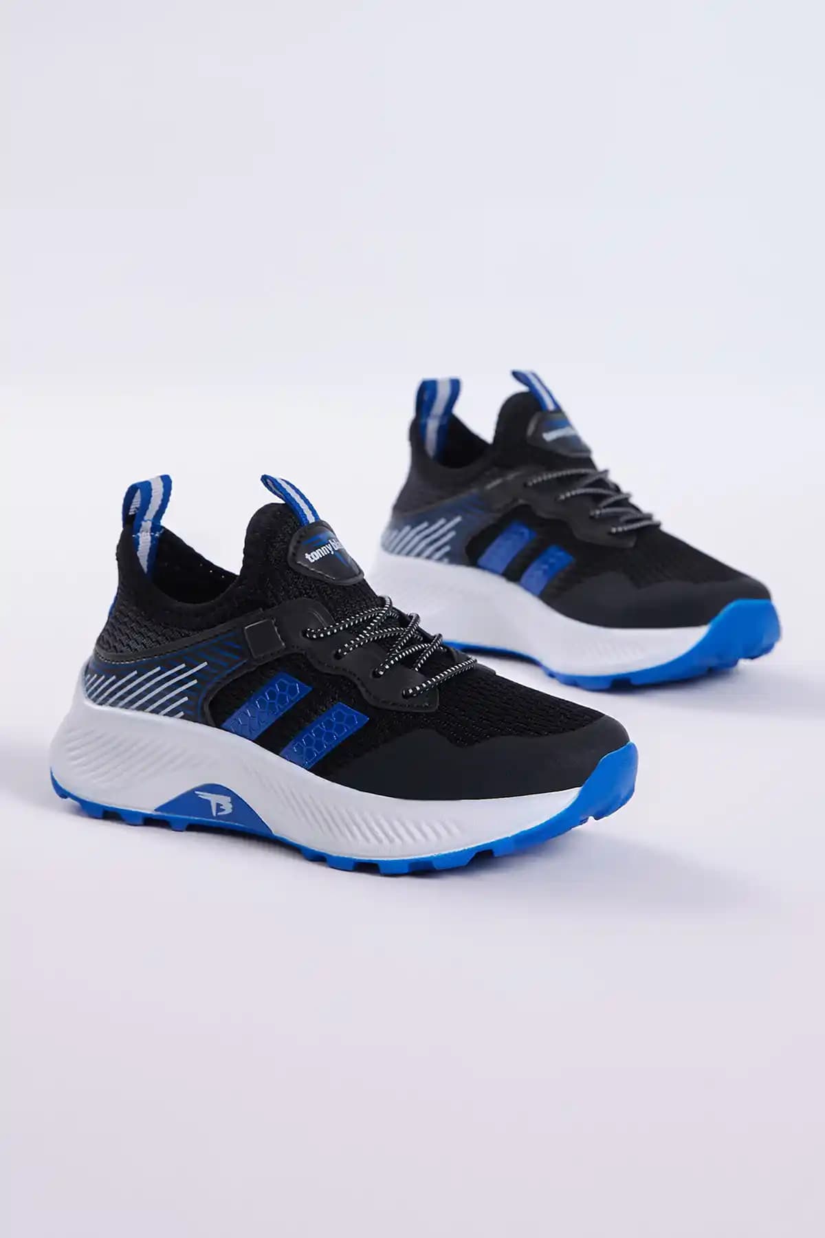 Tonny Black Siyah Sax Çocuk ve Gençler İçin Rahat ve Şık Spor Ayakkabı