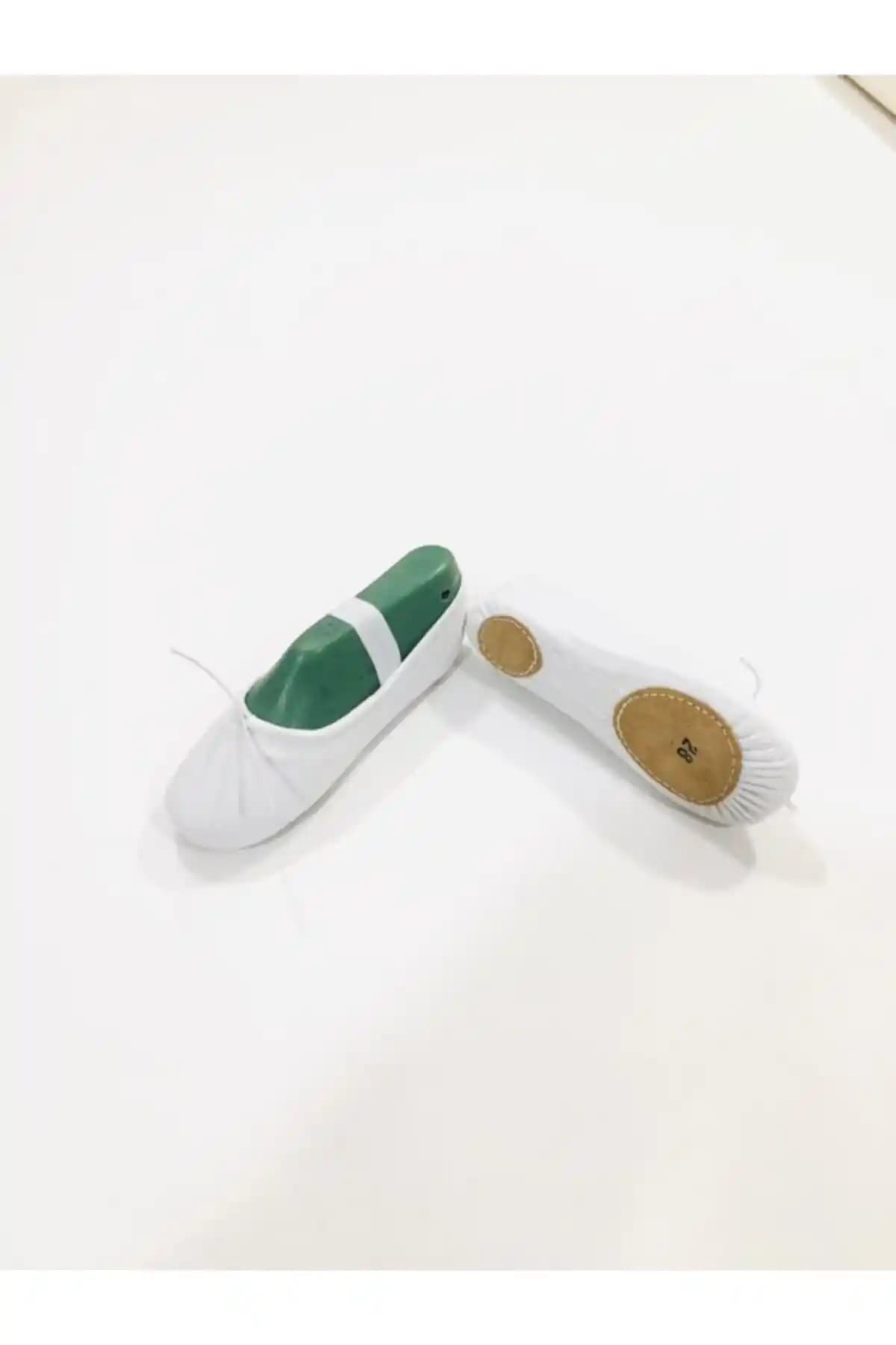 Yılz Bale ve Spor Çift Taban Kanvas Patiği: Şık ve Dayanıklı Çocuk Spor Ayakkabısı