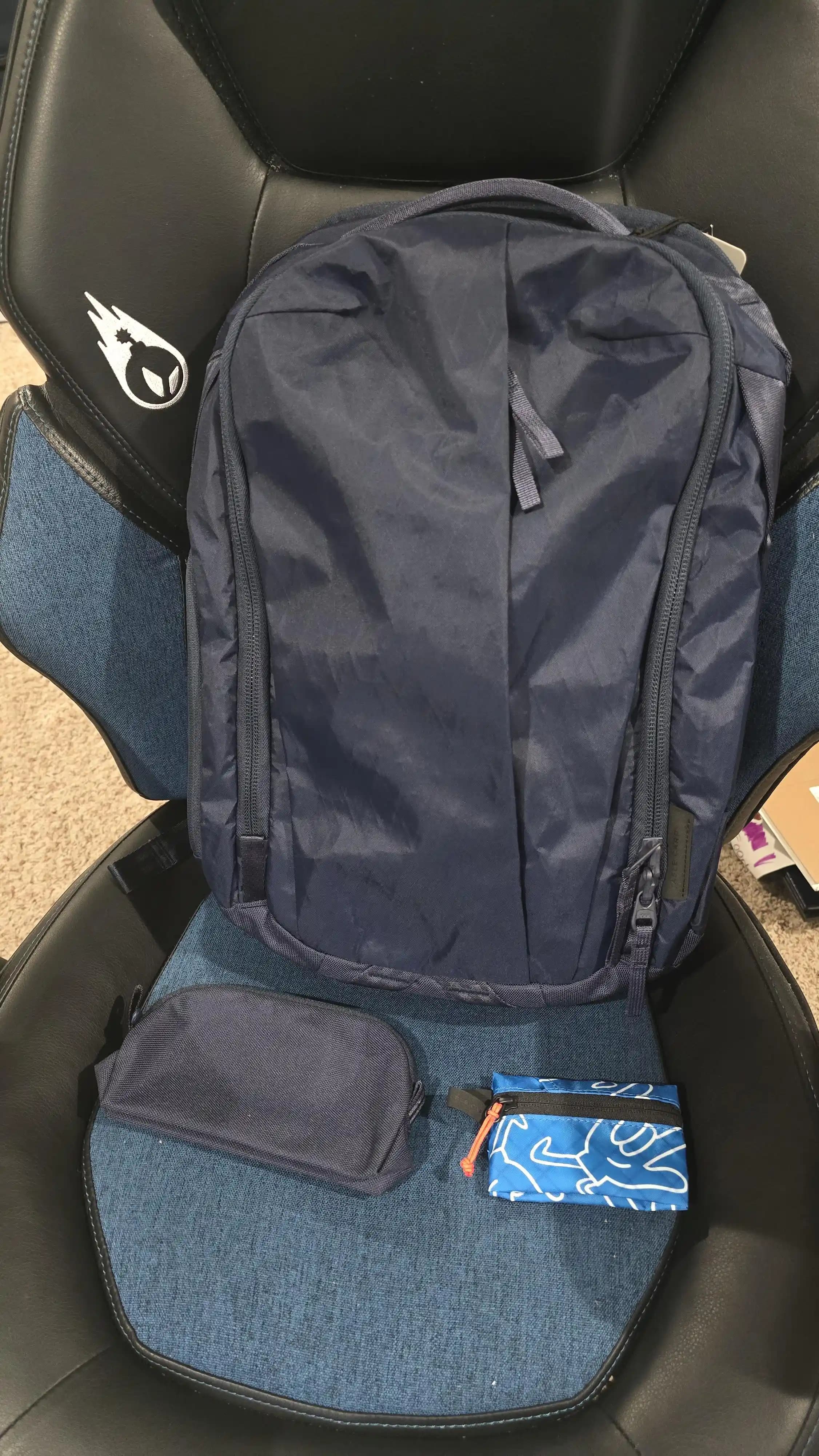 Ablecarry Max EDC Ocean Blue: Stok Sorunları ve Kullanıcı Deneyimleriyle Fonksiyonel Tasarım