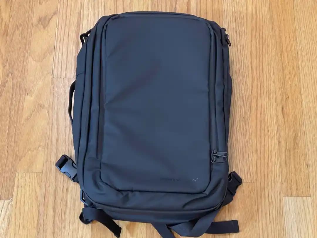 Boston'dan Vancouver'a 6 Günlük İş Seyahati İçin Minimalist ve Fonksiyonel Paketleme Stratejileri