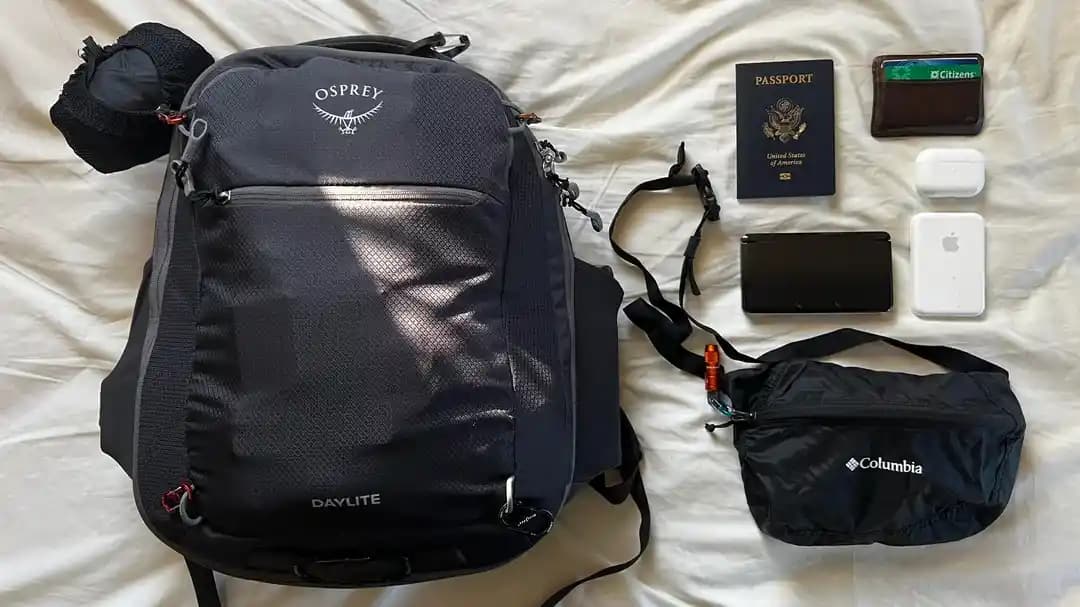 Osprey Daylite 26+6L ile İspanya'da Teknoloji Odaklı Kış Seyahati ve Paketleme Deneyimi