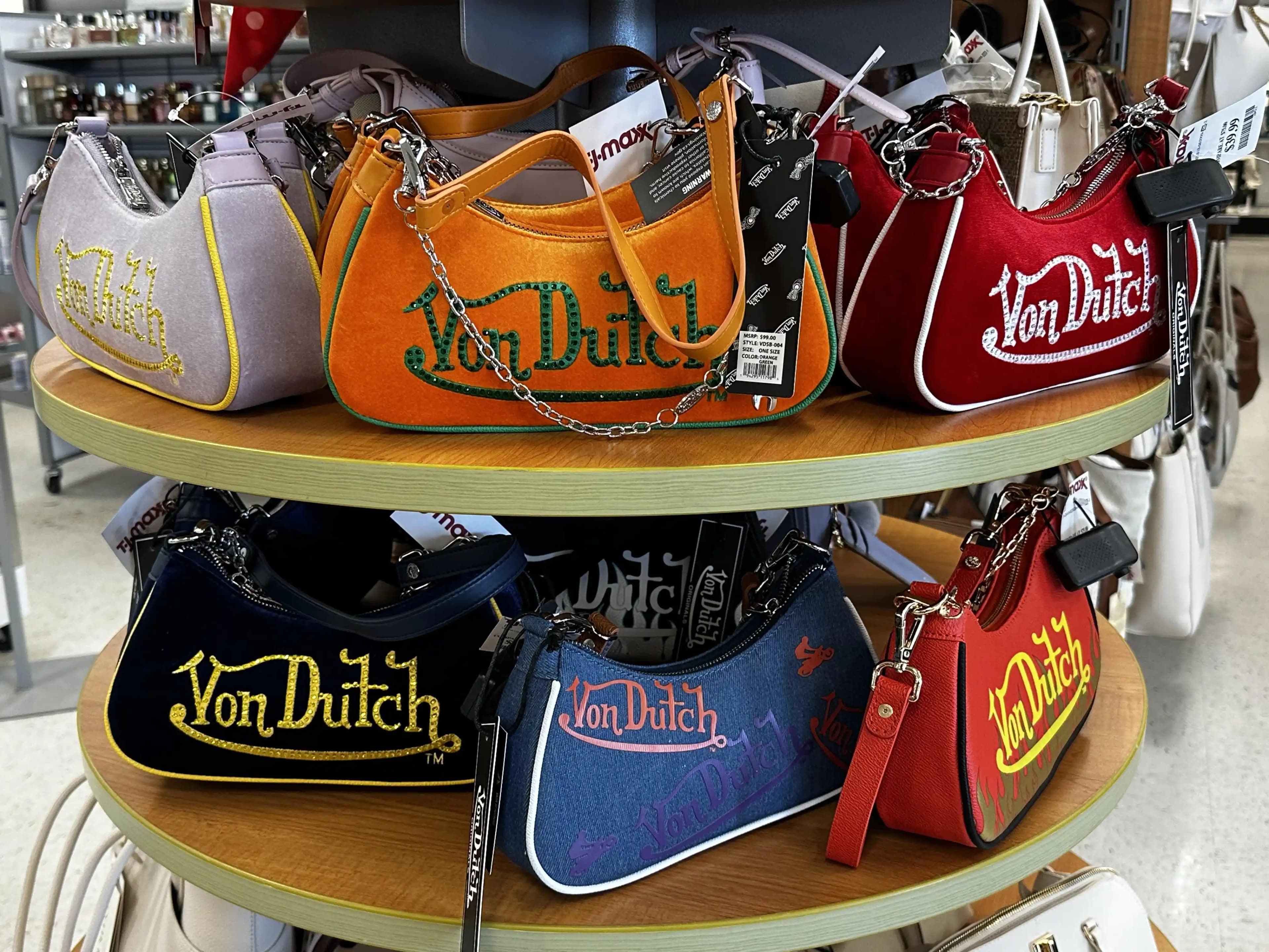 Von Dutch ve 2000'ler Modasının Yeniden Canlanması Marshall's Mağazalarında