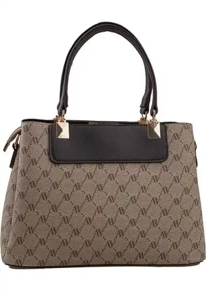 Armine Vizon Noktalı Çanta ve Pierre Cardin Toprak Çanta Karşılaştırması