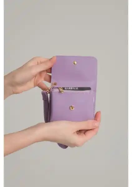 Garbalia ve Womancraft Kadın Cüzdanları Karşılaştırması: Tasarım, Malzeme ve Kullanım Özellikleri