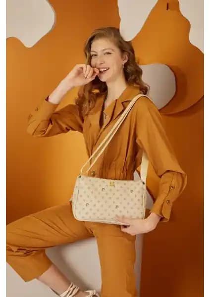 Pierre Cardin Kadın Omuz Çantaları Karşılaştırması Bej ve Vizon Modelleri