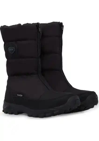 Kadın Kış Botları Kar ve Su Geçirmezlik Özellikleriyle Karşılaştırması