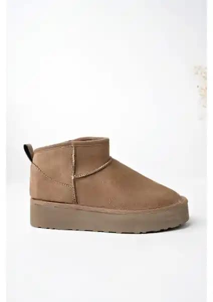 Kadın Kış Botları Karşılaştırması: Muggo Hug ve Nişantaşı Shoes Modelleri