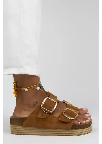 Manijero Selina ve Marjin Hakiki Deri Günlük Terlikler Karşılaştırması