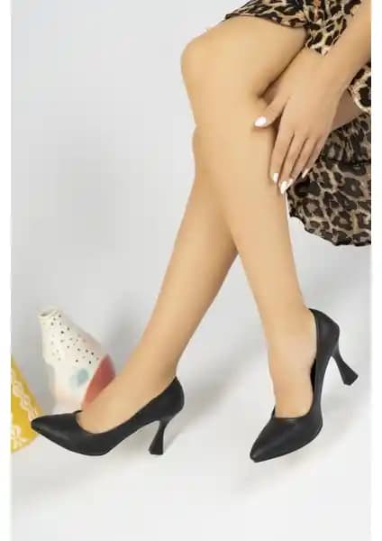 Muggo Isabel ve Zlato Shoes Kadın Yüksek Topuklu Ayakkabı Karşılaştırması