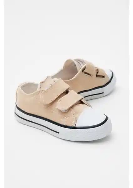 Tonny Black Çocuk Spor Ayakkabıları Karşılaştırması Bej ve Kırmızı Modelleri