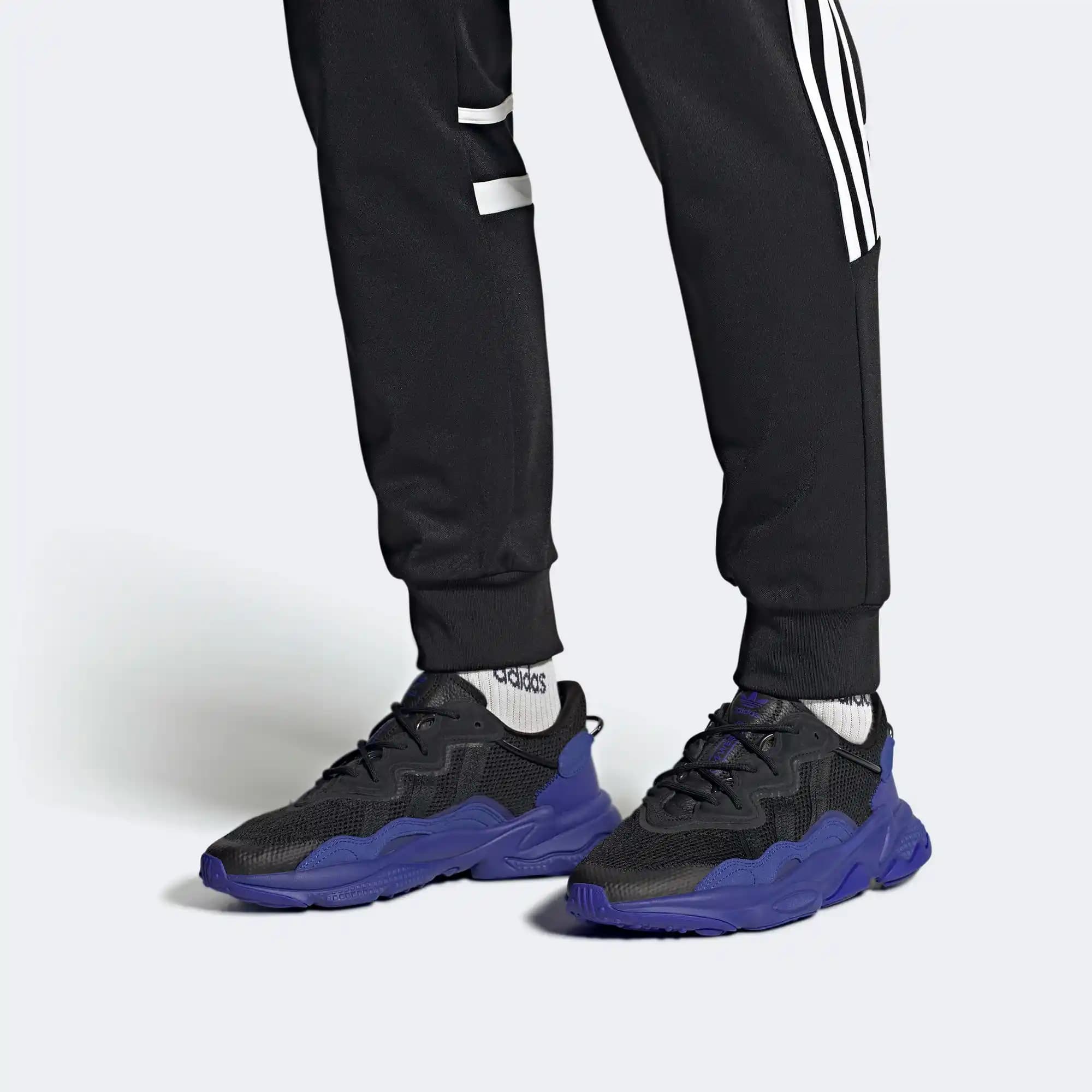 Adidas Ozweego Erkek Spor Ayakkabısı: Modern Tasarım ve Konforun Buluşması
