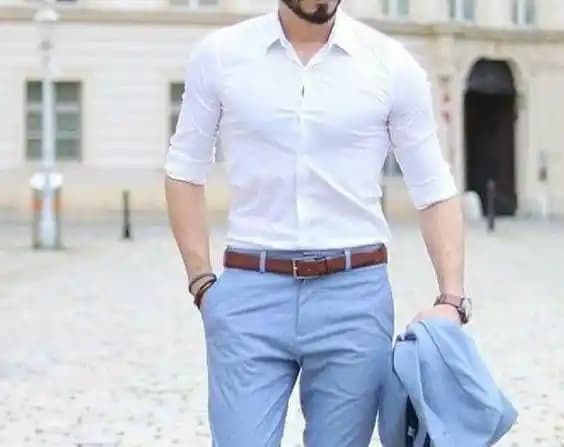 Beyaz Gömlek Altına Ne Giyilir? Stil ve Konfor İçin En İyi Kombinasyonlar
