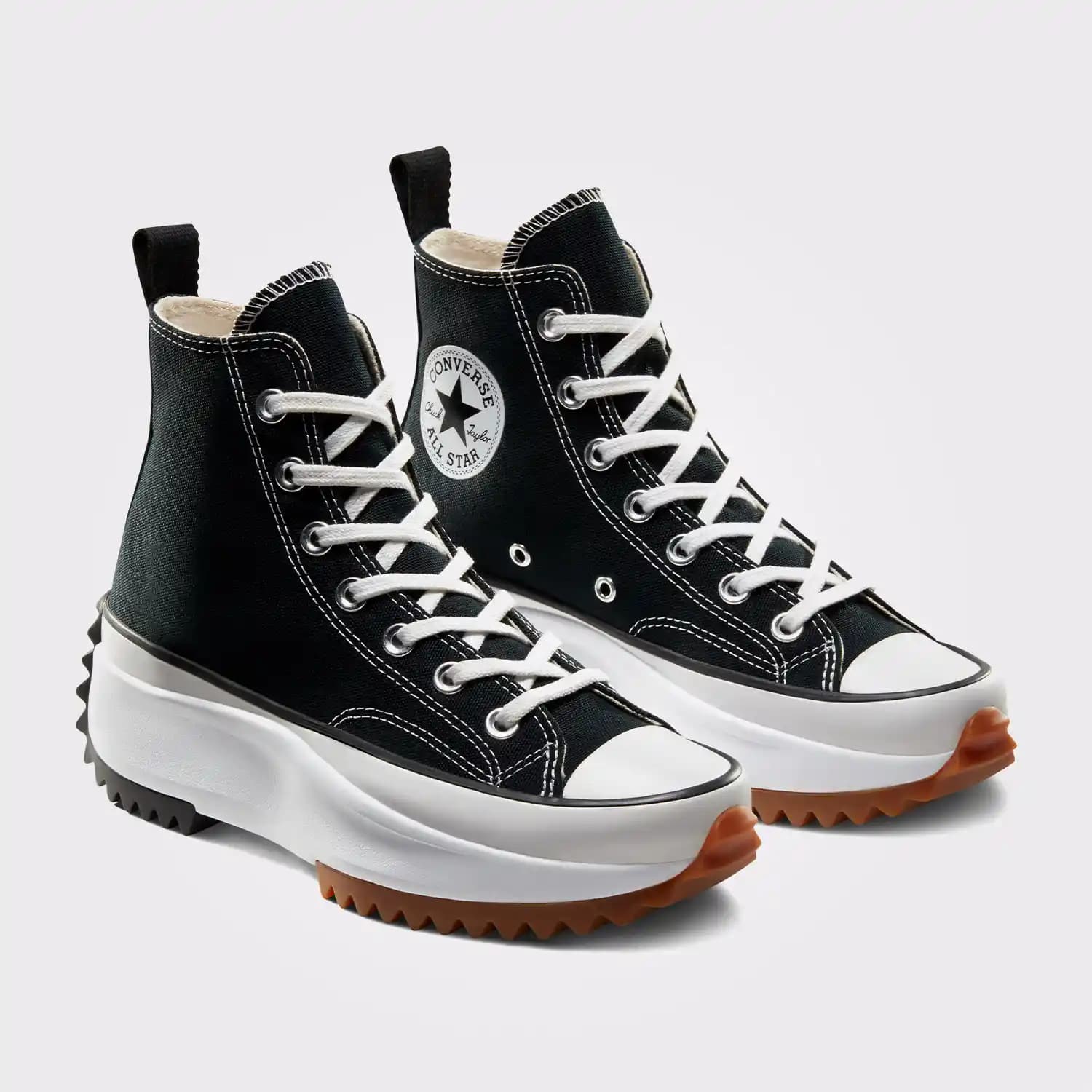 Converse Kalın Taban Erkek Ayakkabıları: Şıklık ve Konforun Modern Buluşması