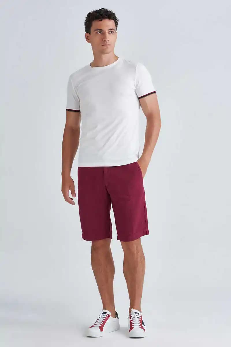 Erkek Keten Şort Modelleri ve Kombinasyonlarıyla Yazın Şıklığını Yakalayın