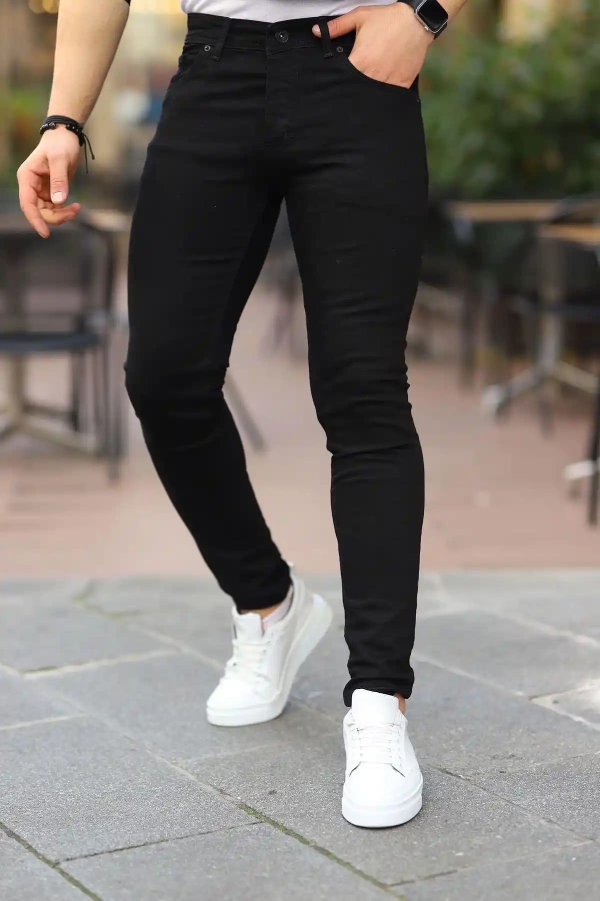 Erkek Slim Fit Kot Pantolon Seçimi ve Stil İpuçlarıyla Modern Görünüm