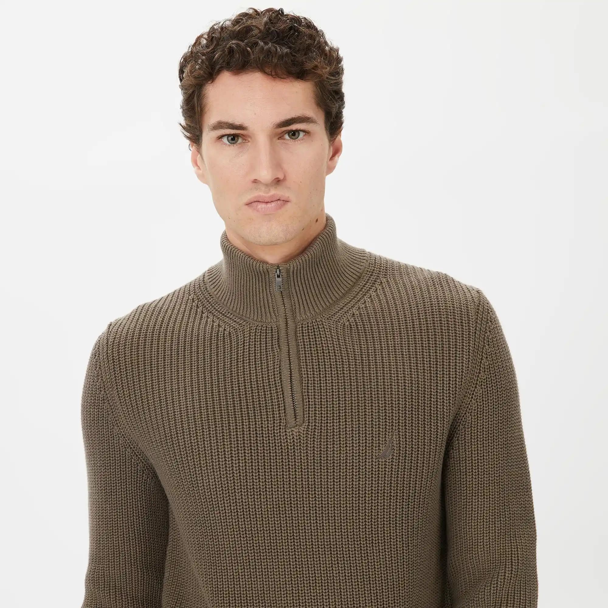 Erkek Triko Markaları ve Modelleri: Şıklık ve Konforun Bir Arada Sunulduğu Rehber