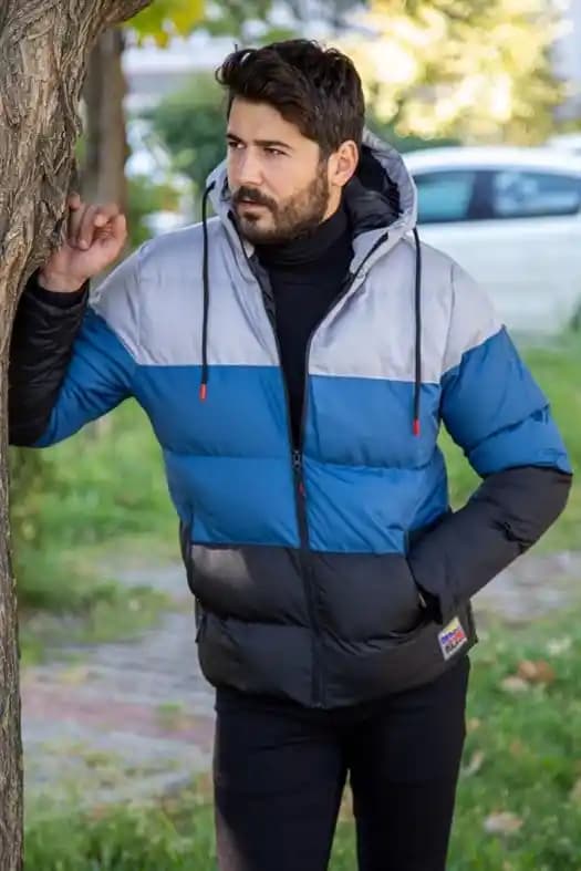 Erkekler İçin Mavi Renkli Mont Seçenekleri: Modanın ve İşlevselliğin Buluştuğu Rehber