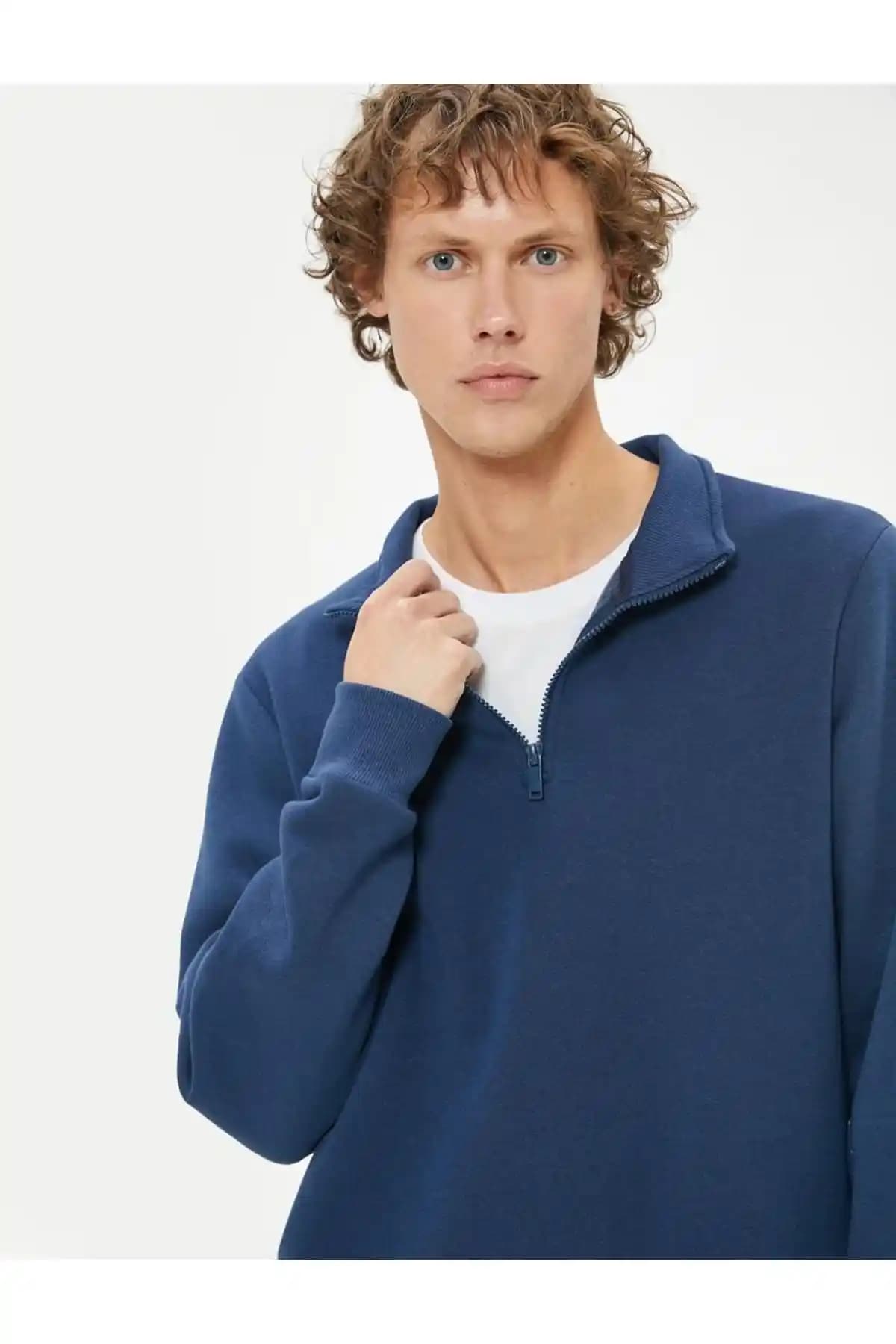 Erkekler İçin Yakas Fermuarlı Sweatshirtler: Günlük ve Şık Kombinler İçin Rehber